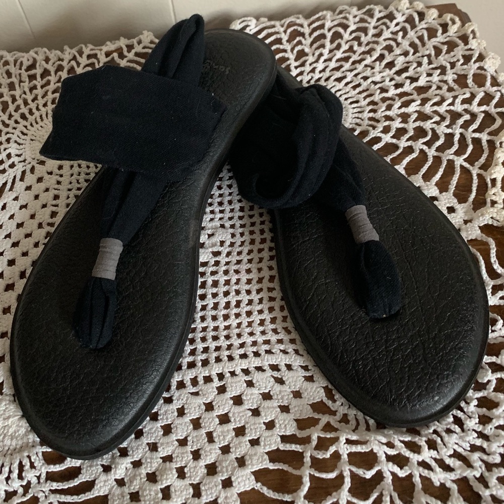 Yoga Sling Sanuk Sandals
